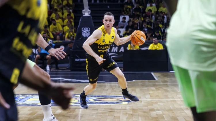  NBA初代老六，42歲進(jìn)入生涯巔峰？！