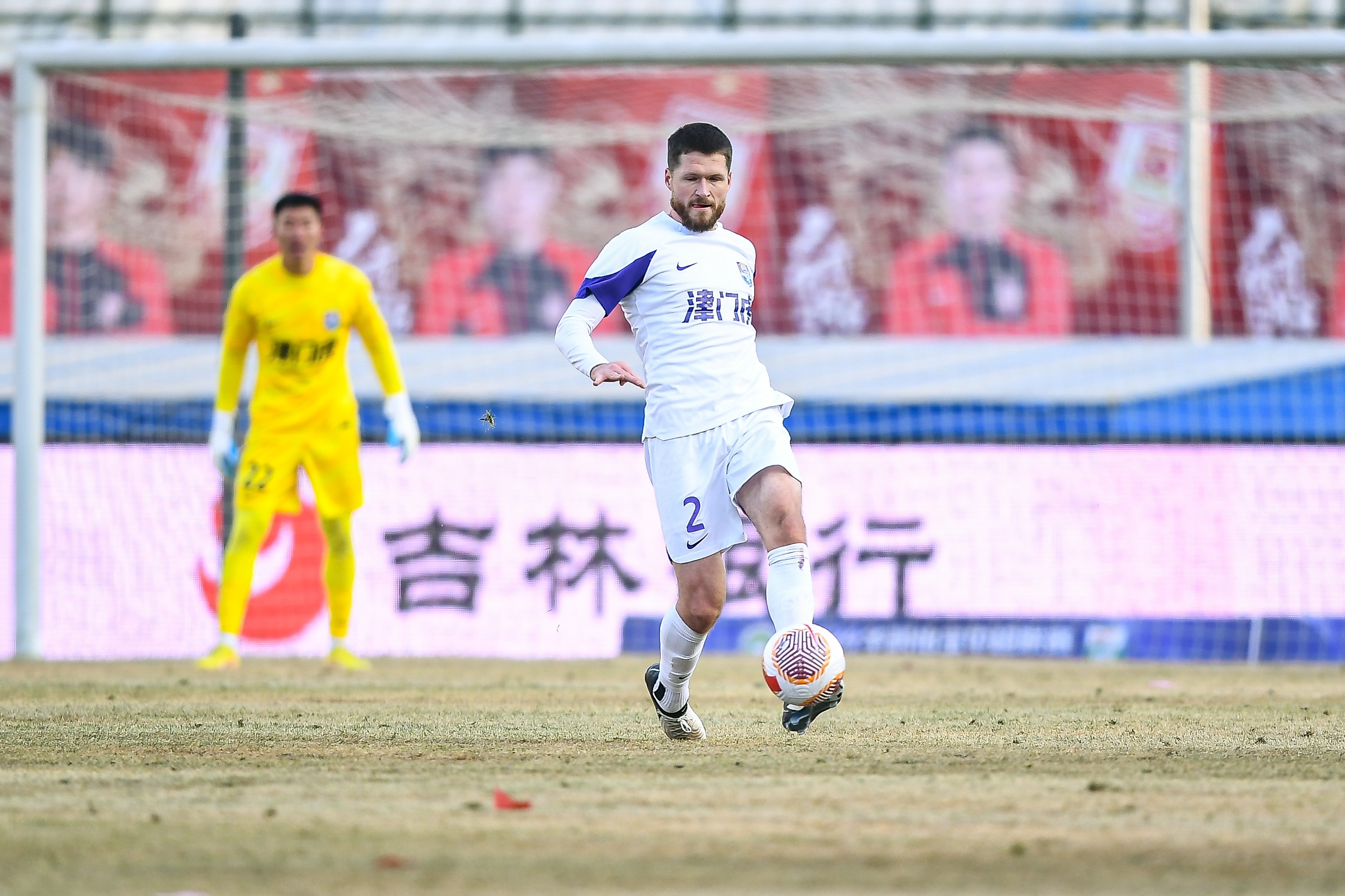  津門虎舊將亞冠對(duì)決格蘭特勝出，津媒：他離開津門虎因存?zhèn)‰[患
