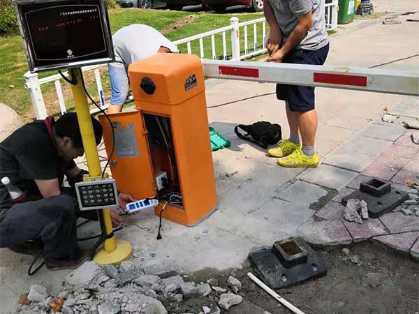 ʏ������A��Ӱ�ǵ��l���b